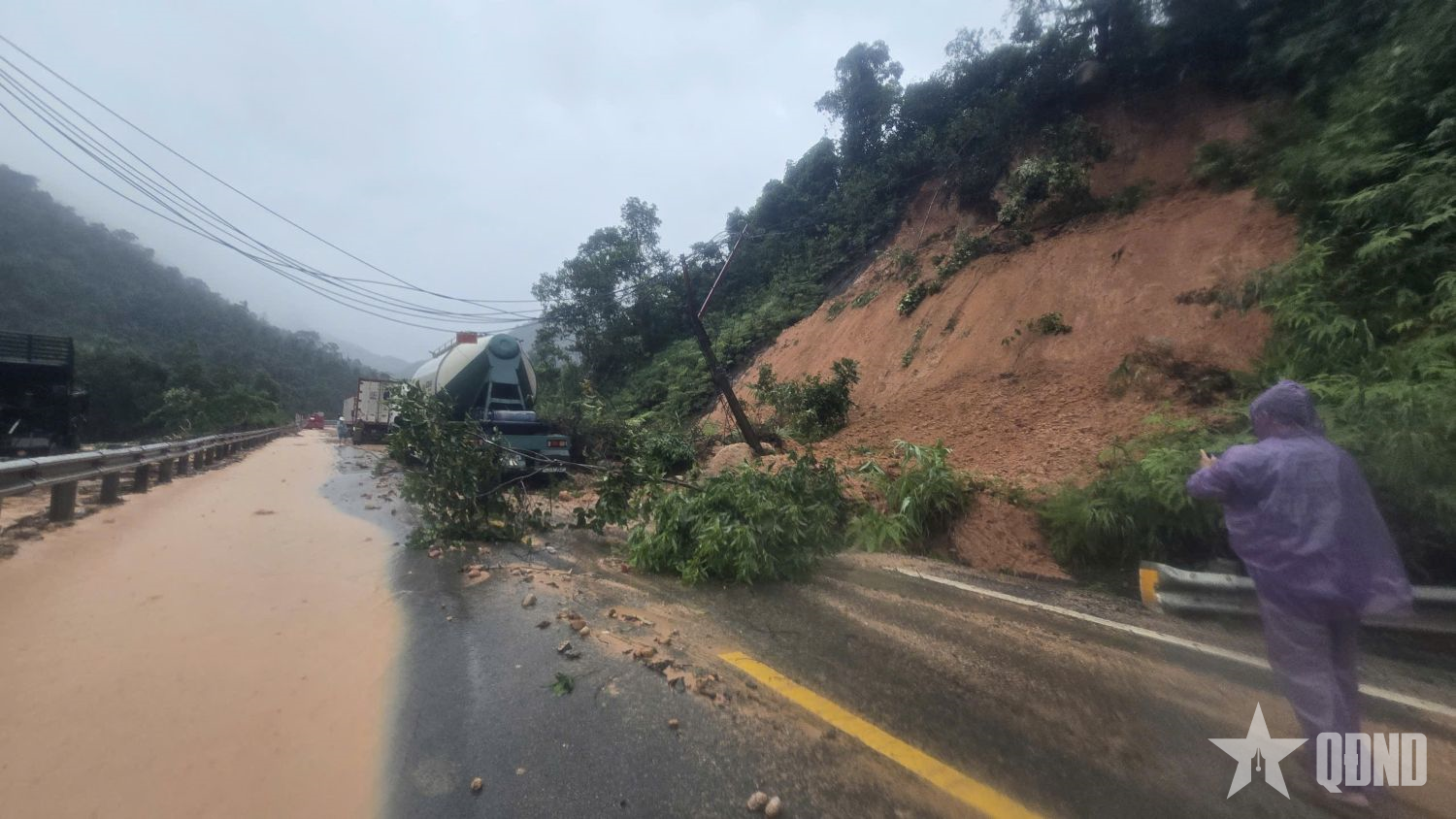 Khánh Hòa có 7 người chết cùng nhiều người bị thương do mưa lũ